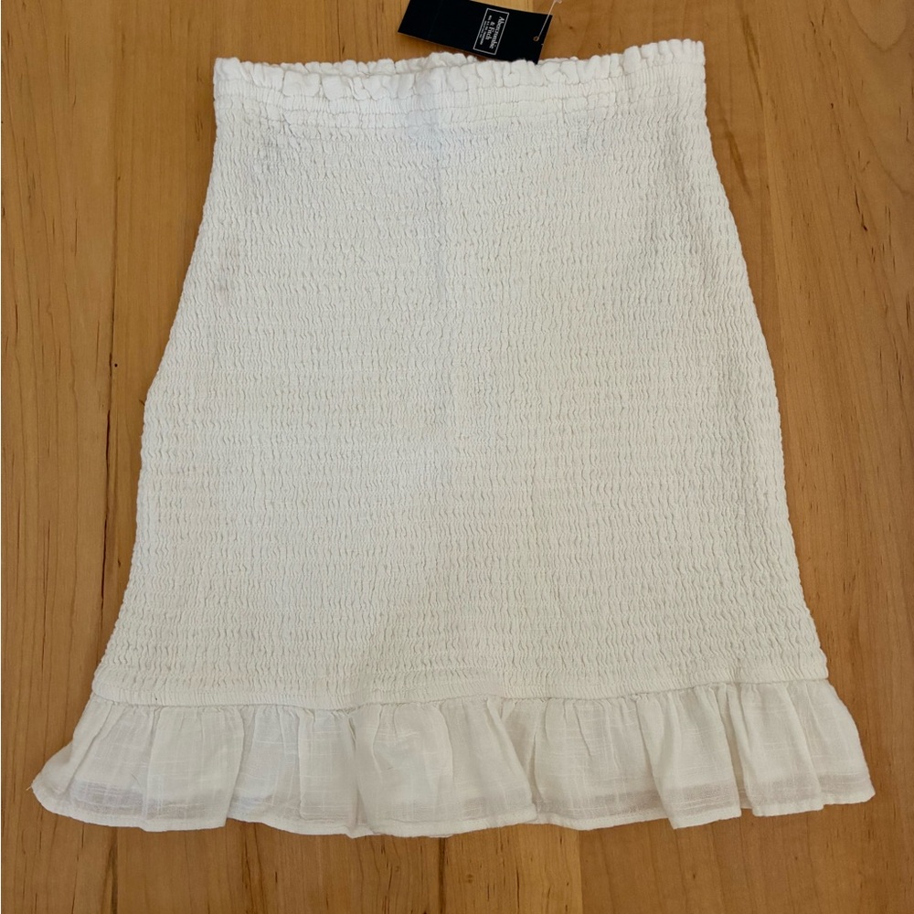 Abercrombie & Fitch White Pencil Skirt